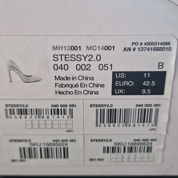 Aldo Elegant Silver Stiletto Heels With Matching Clutch. - Picture 14 of 15